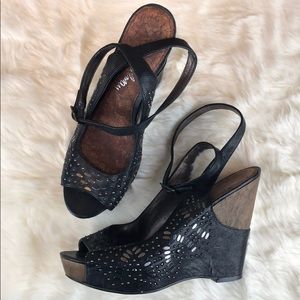 Sam Edelman Kingston Studded Wedge